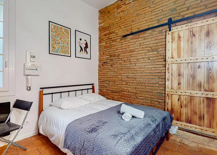 Em 9 - Hypercentremetro Carmes A 5 Min Toulouse